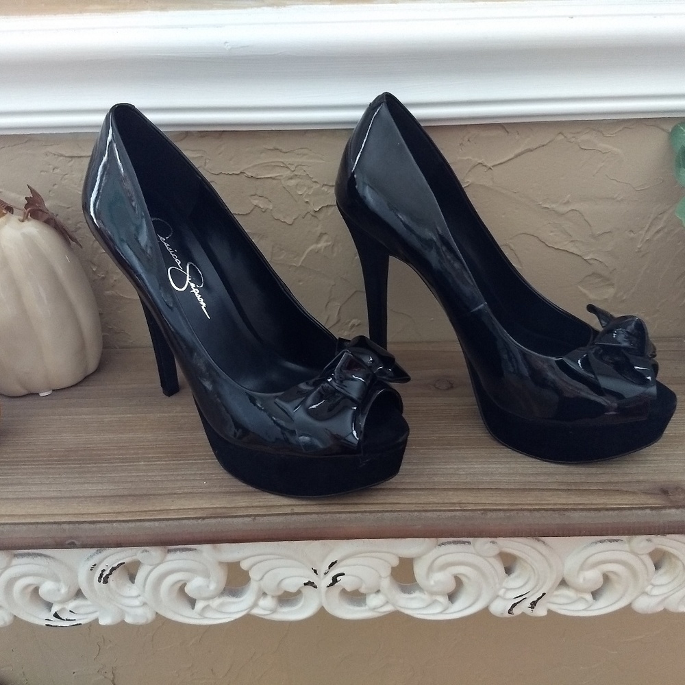 Jessica Simpson Black Patent Heels